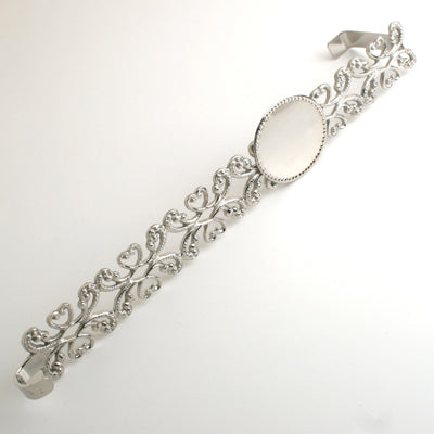 Nickel Wreath Holder - Set of 2